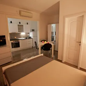 Apartman 2, Zadar